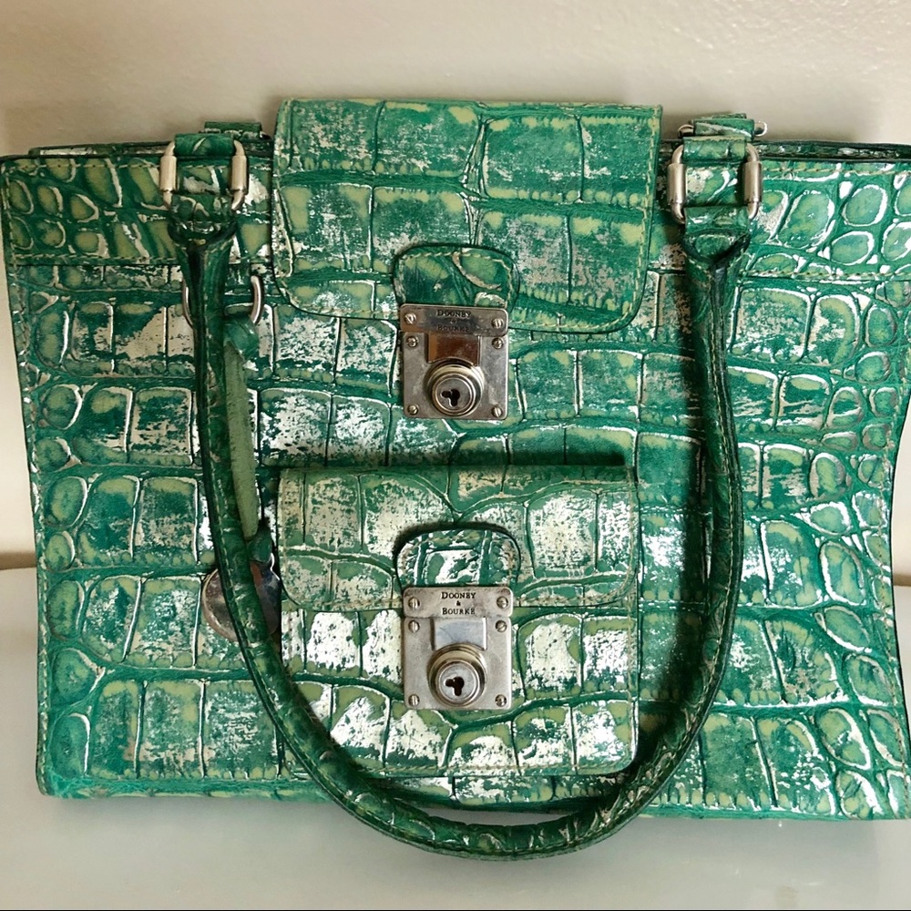 Dooney & Bourke Handbag